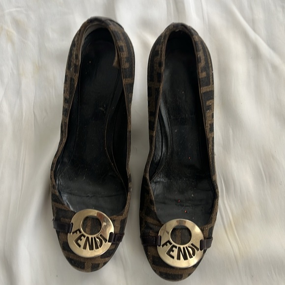 Fendi Zucca Print with big metal FF logo wedge. - Picture 3 of 12